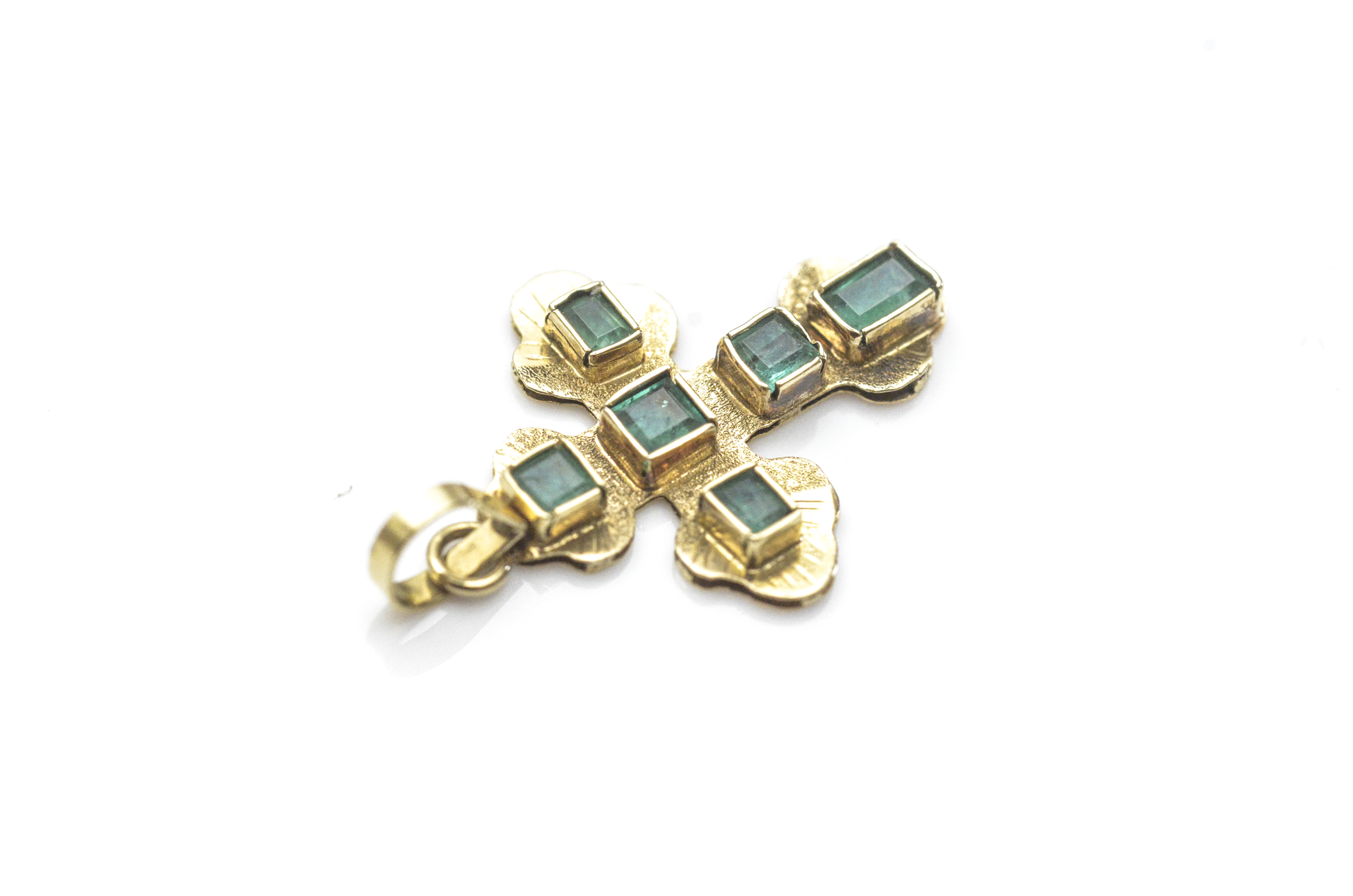 18K Yellow Gold and Emerald Cross Pendant