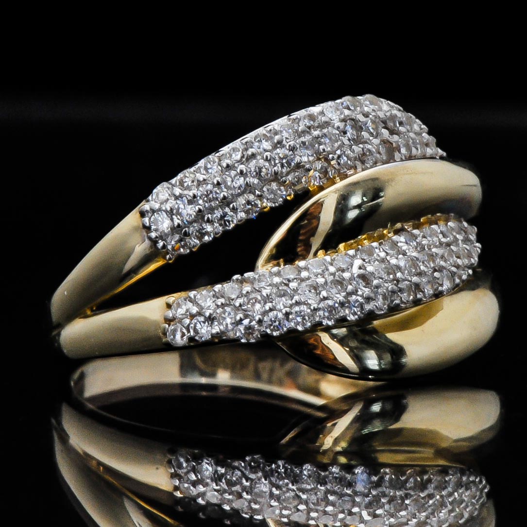 14k Yellow Gold and Cubic Zirconia Ring