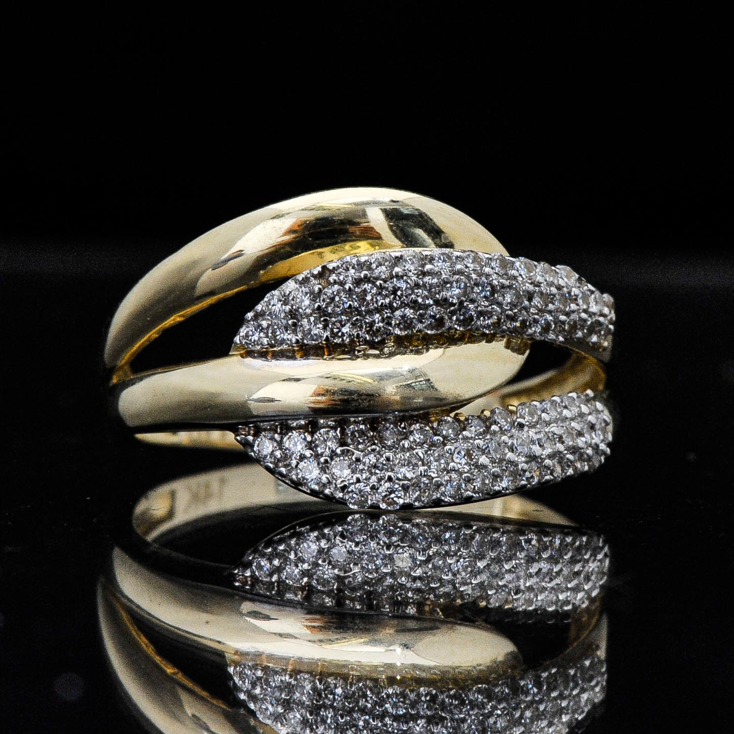 14k Yellow Gold and Cubic Zirconia Ring