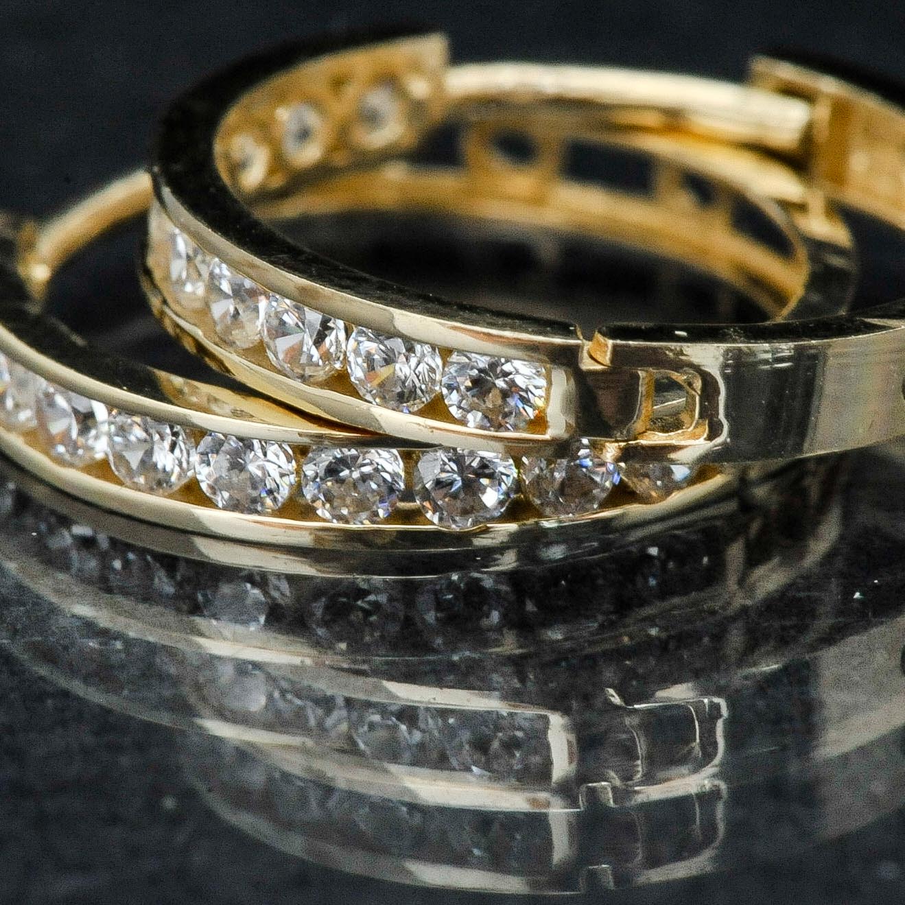 14k Yellow Gold Cubic Zirconia Hoop Earrings