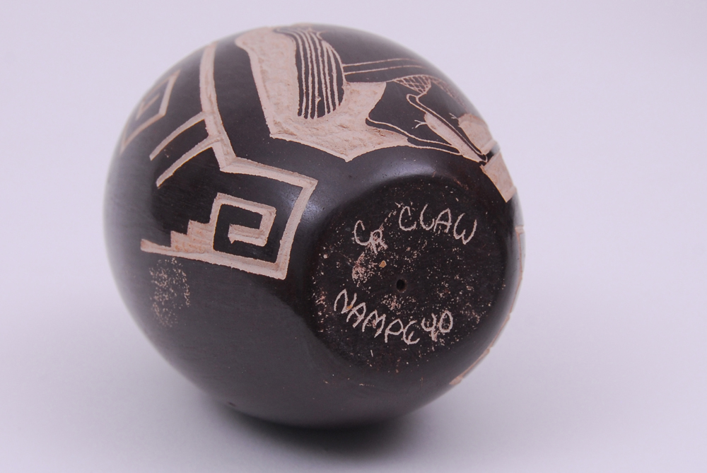 Carla Nampeyo Hopi Carved Egg