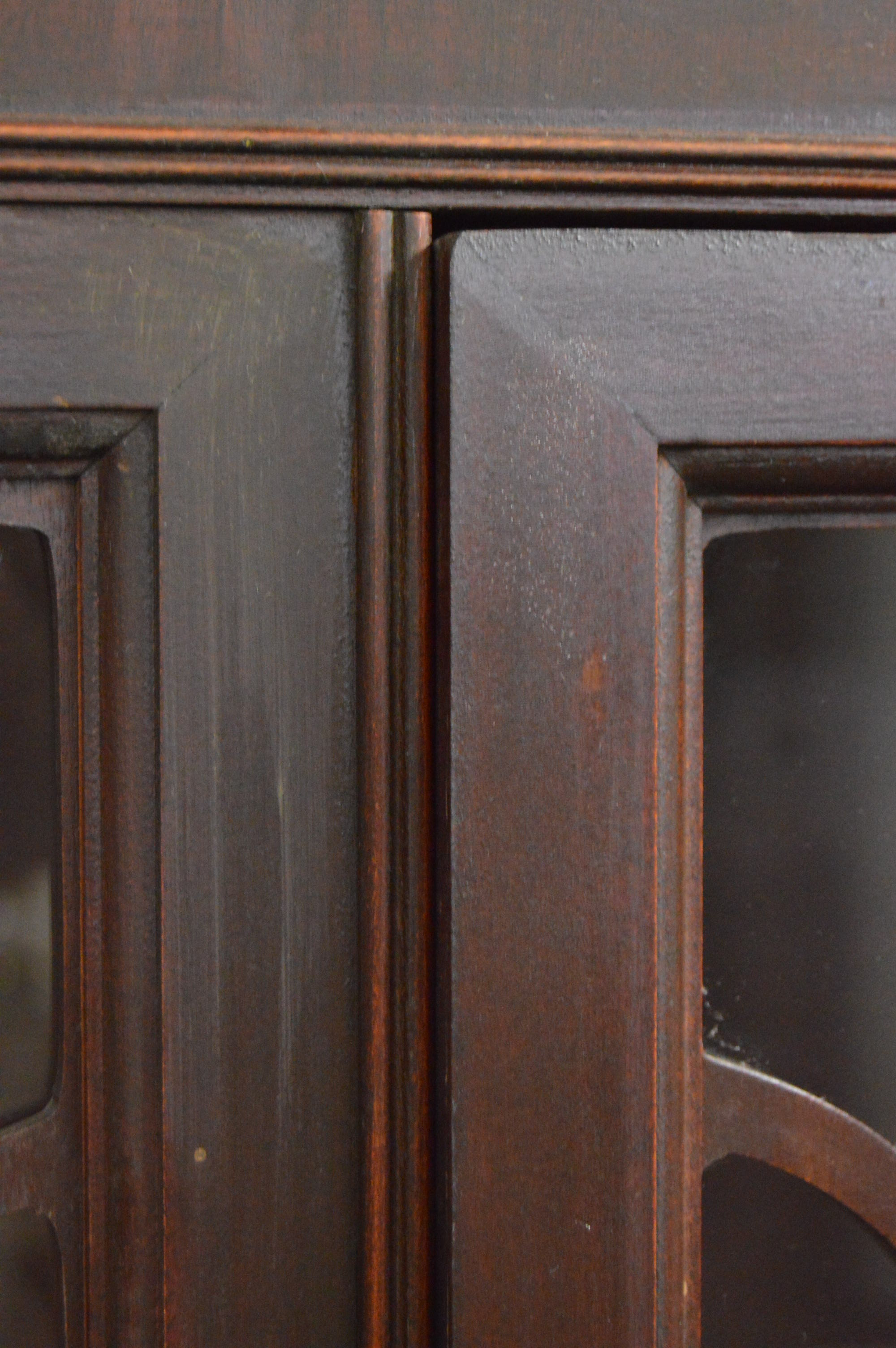 Mahogany Bow Front Hutch