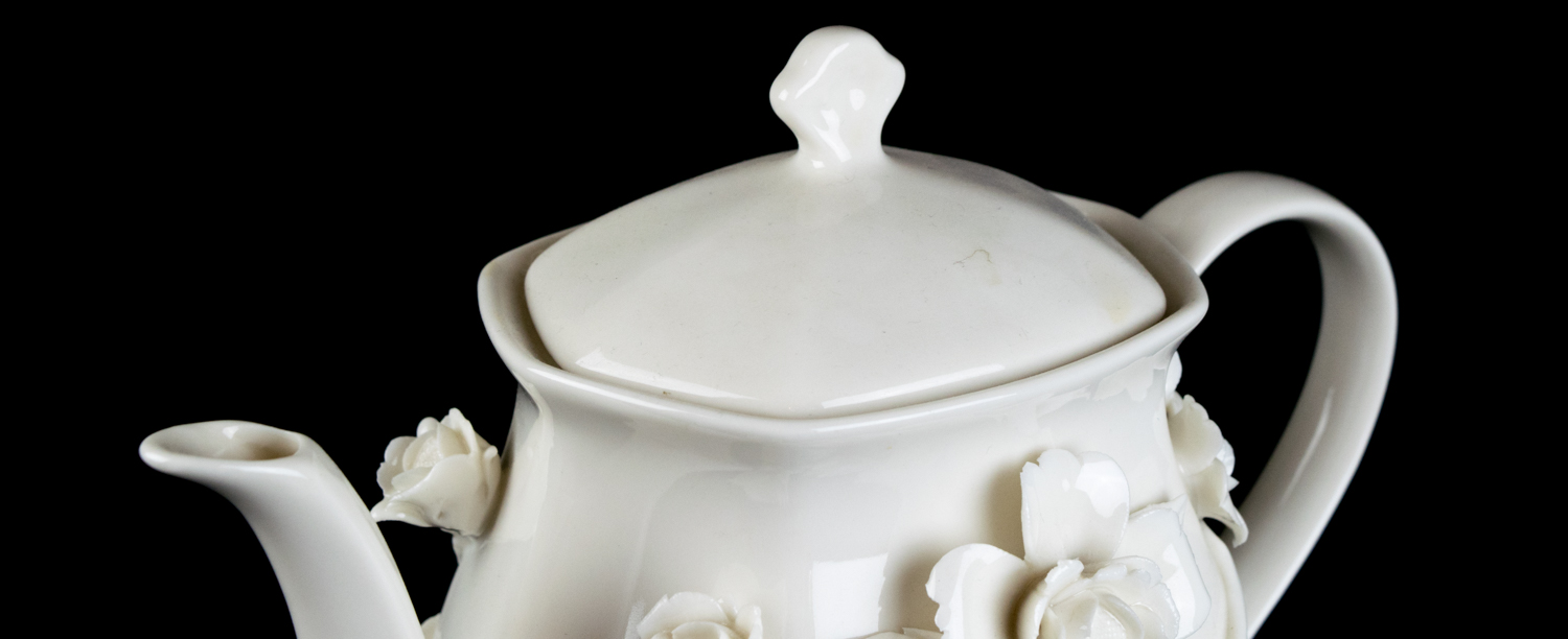 I. Godinger & Company Porcelain Teapot