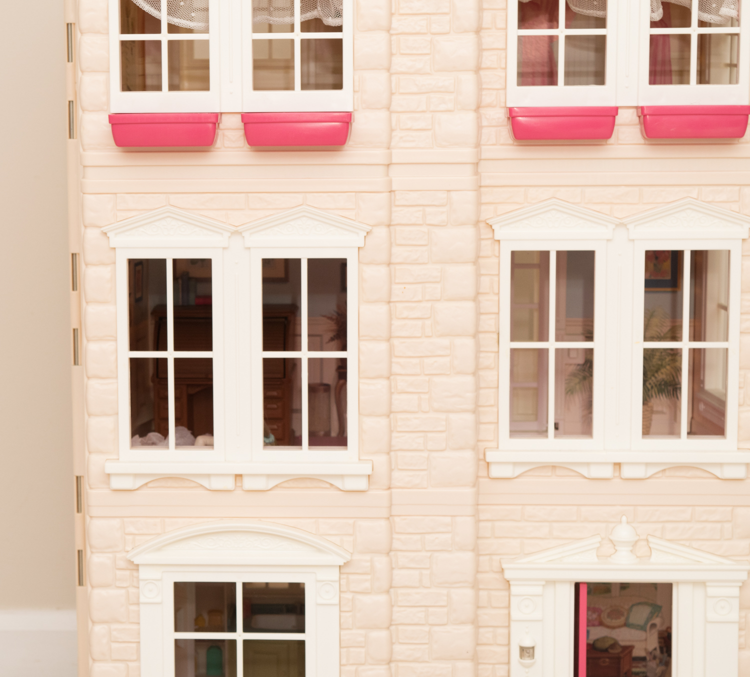 Fisher Price Pink Dollhouse