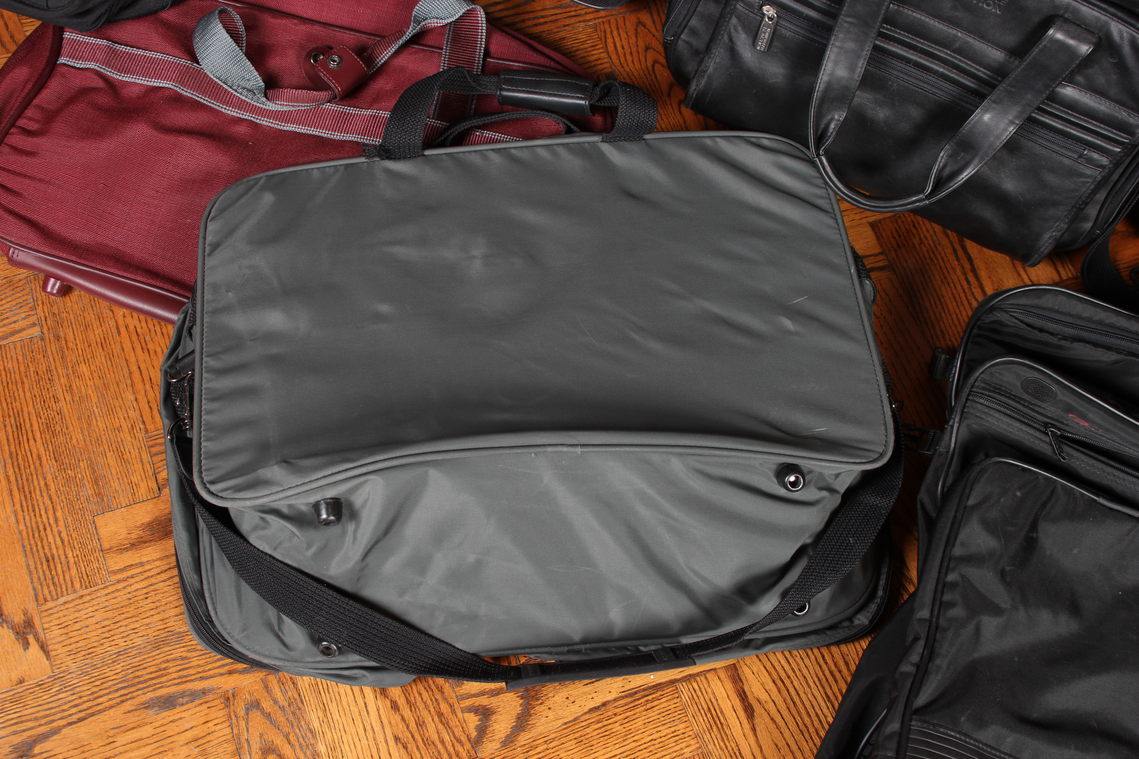Collection of Soft Shell Luggage Including Kenneth Cole Reaction and Foray