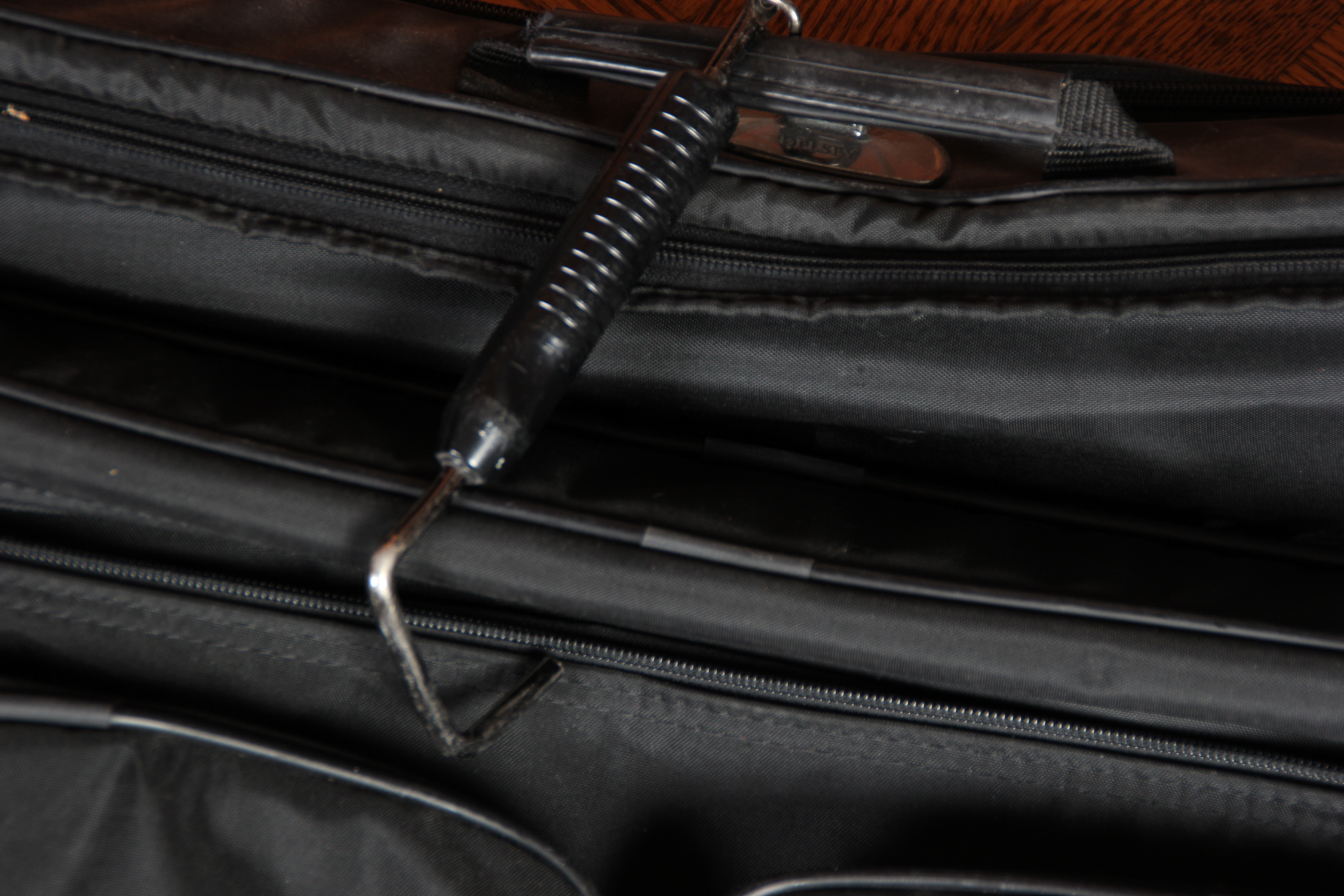 Collection of Soft Shell Luggage Including Kenneth Cole Reaction and Foray