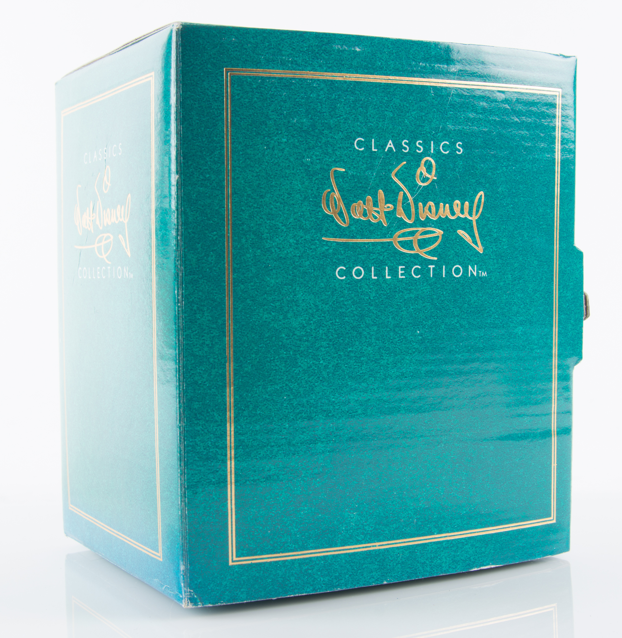 Walt Disney Collection 1996 Holiday Annual Ornament