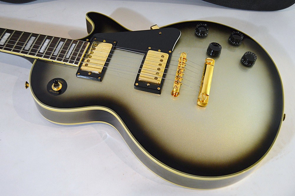 Samick Les Paul Style Electric Guitar With Hardshell Case