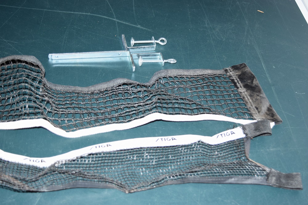 Lifetime Ping Pong Table with Net and Paddles