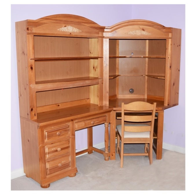 Broyhill Desk, Chair and Hutch in Pine