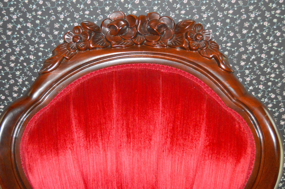 Victorian Style Parlor Chair