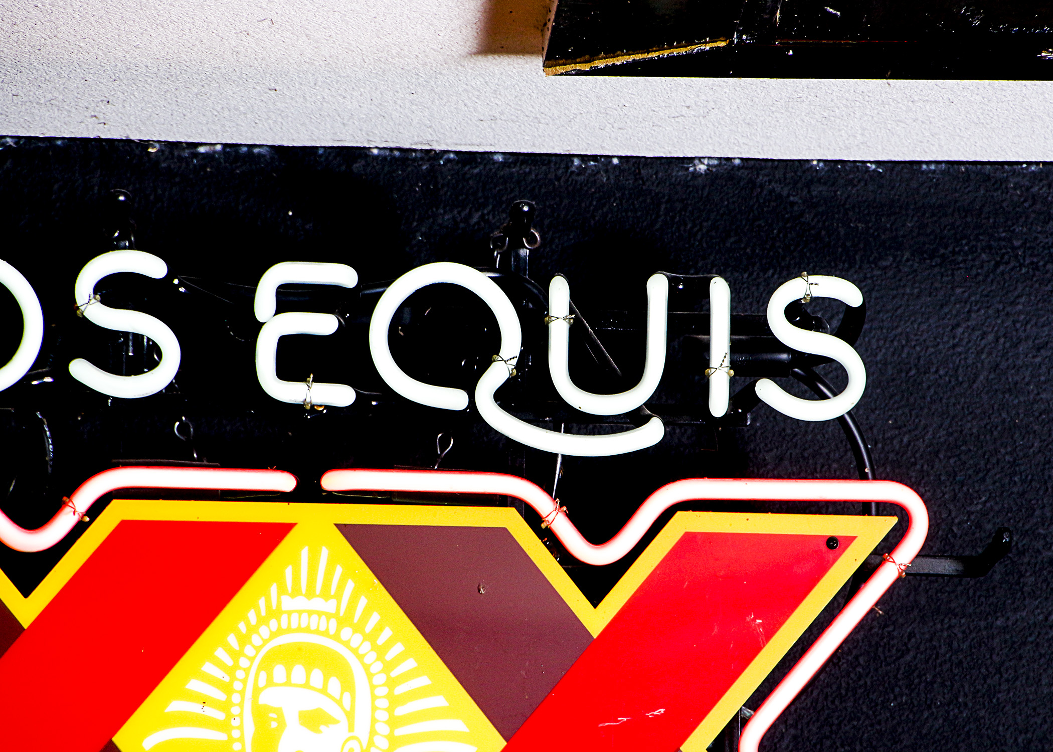Dos Equis Neon Sign