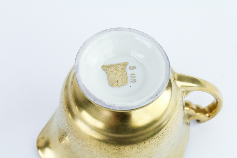 Pickard Gold Encrusted "Rose and Daisy" Tableware