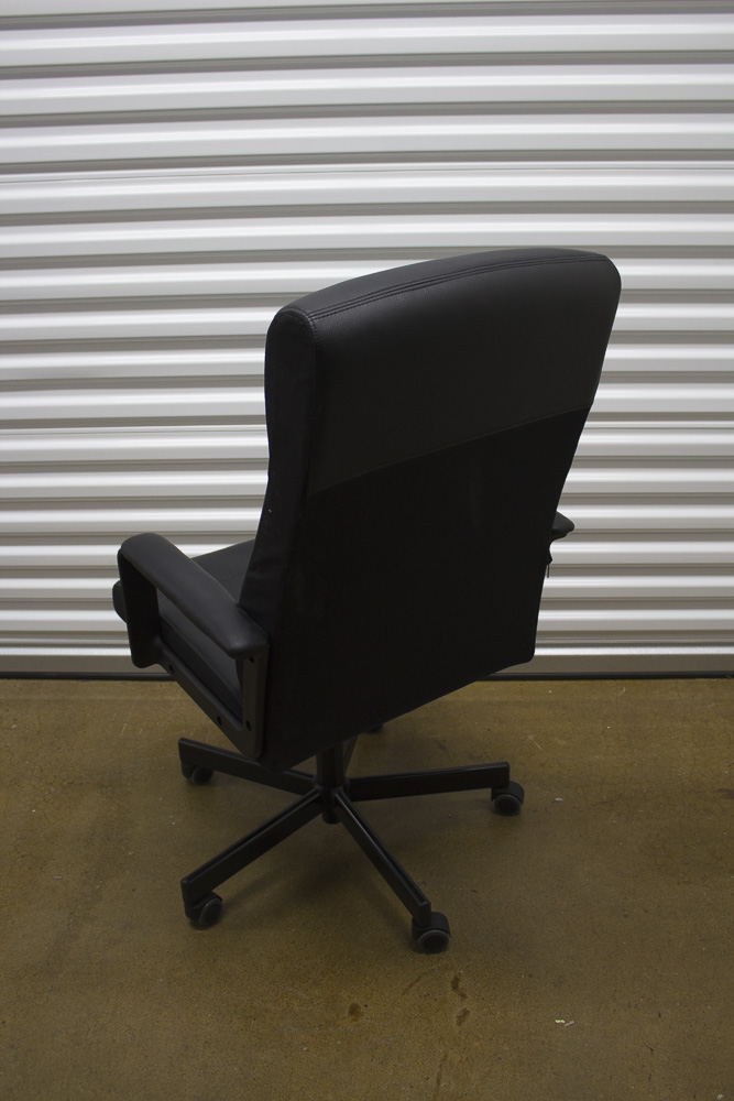 Ikea Malkolm Swivel Chair