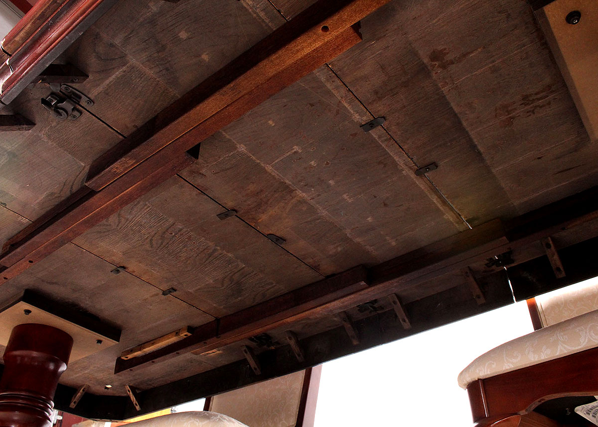 Duncan Phyfe Style Dining Table and Chairs