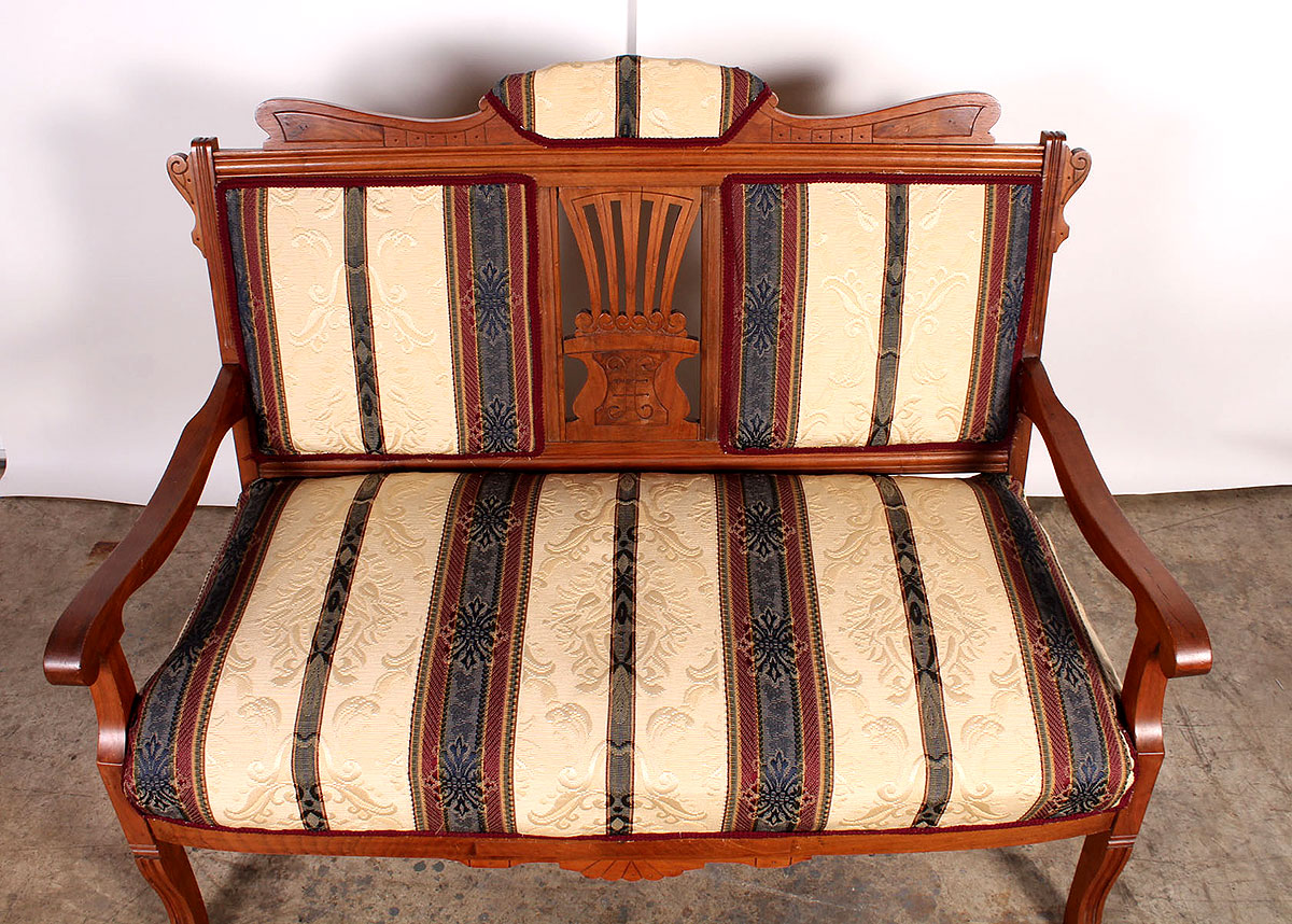 1890 Eastlake Victorian Bench