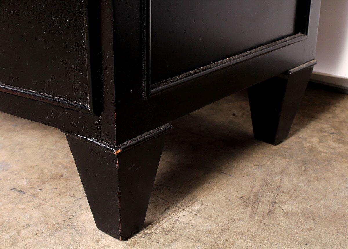 Bowfront Chest of Drawers