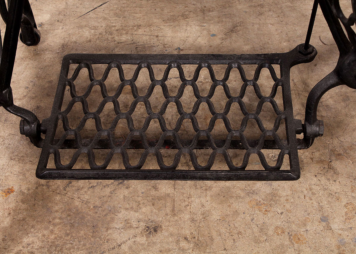 Antique Singer Sewing Machine with Desk