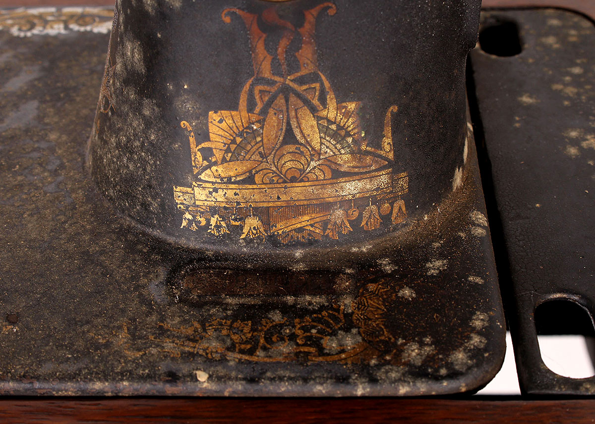Antique Singer Sewing Machine with Desk