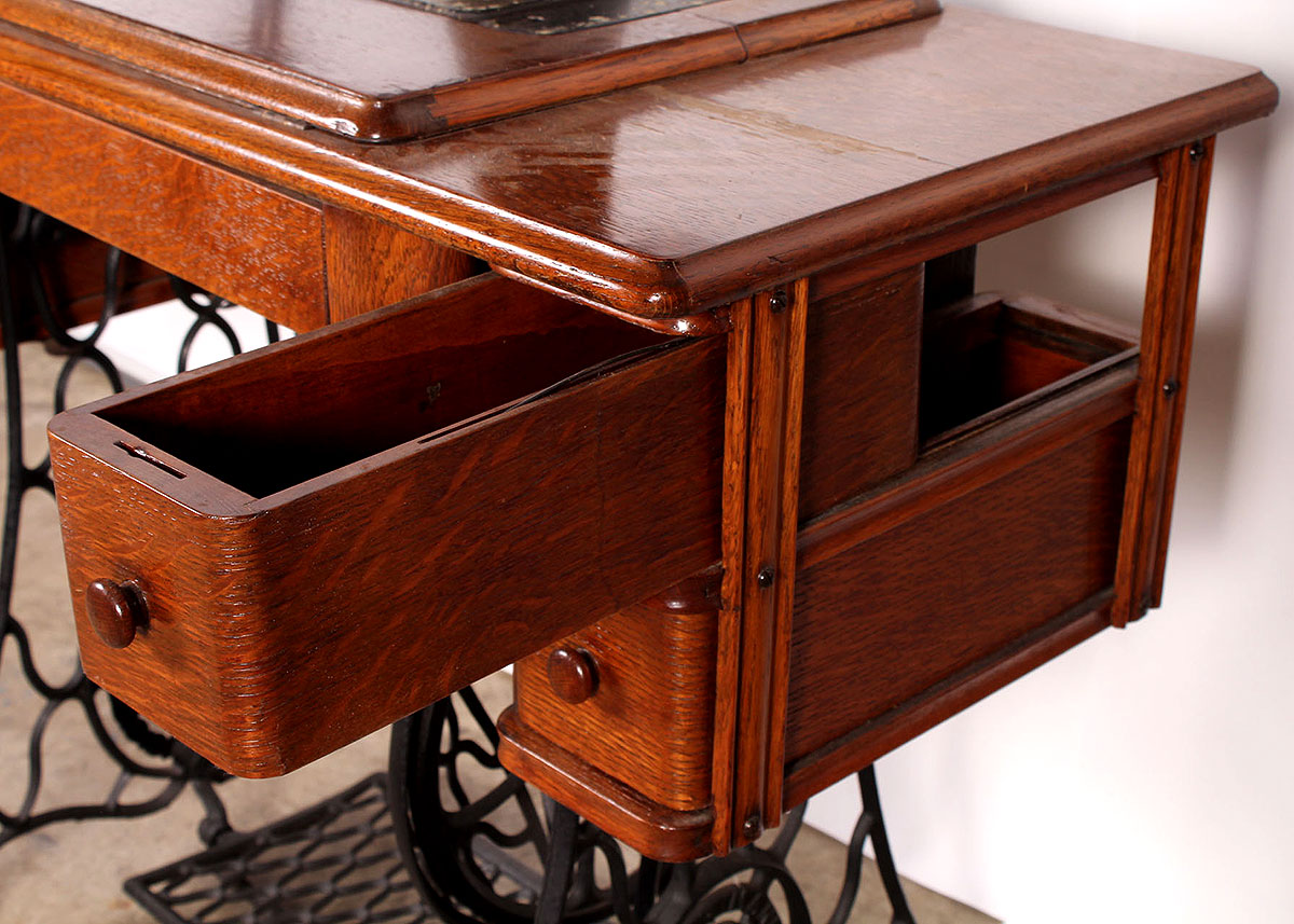 Antique Singer Sewing Machine with Desk