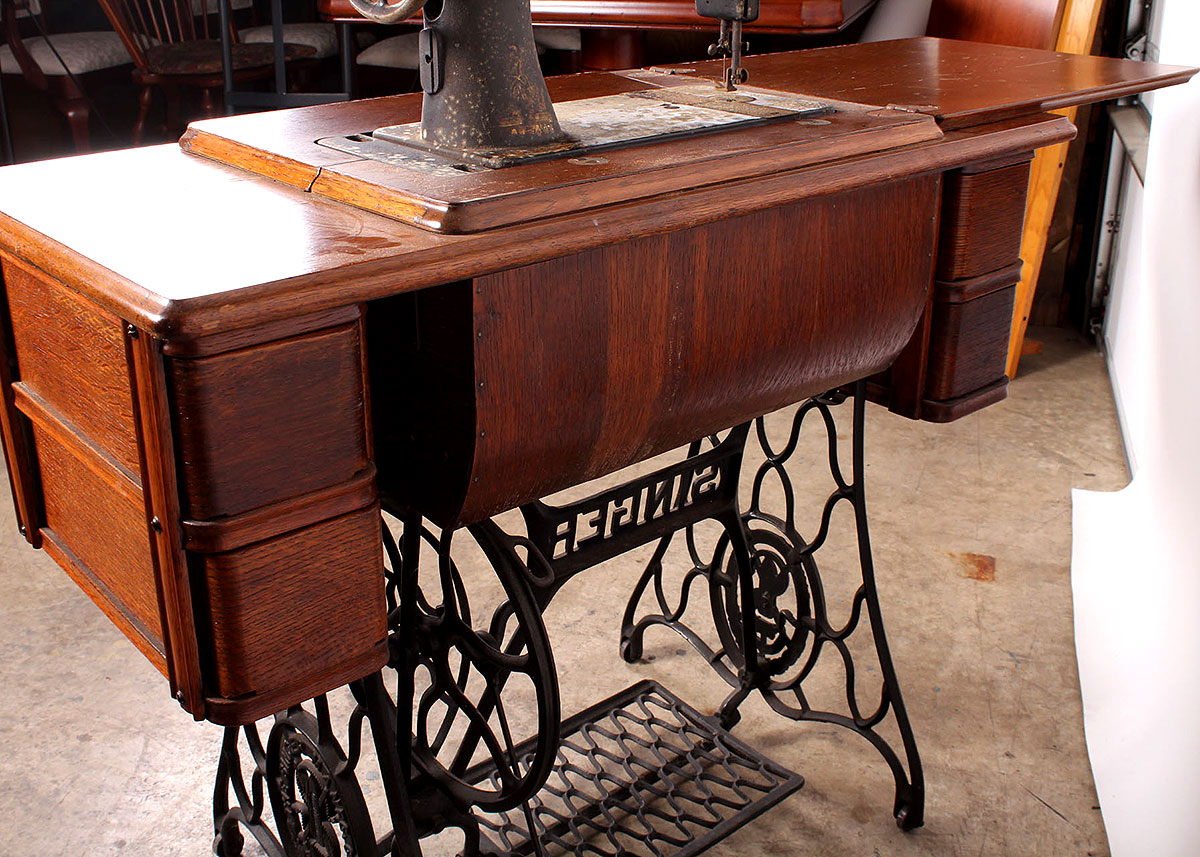 Antique Singer Sewing Machine with Desk