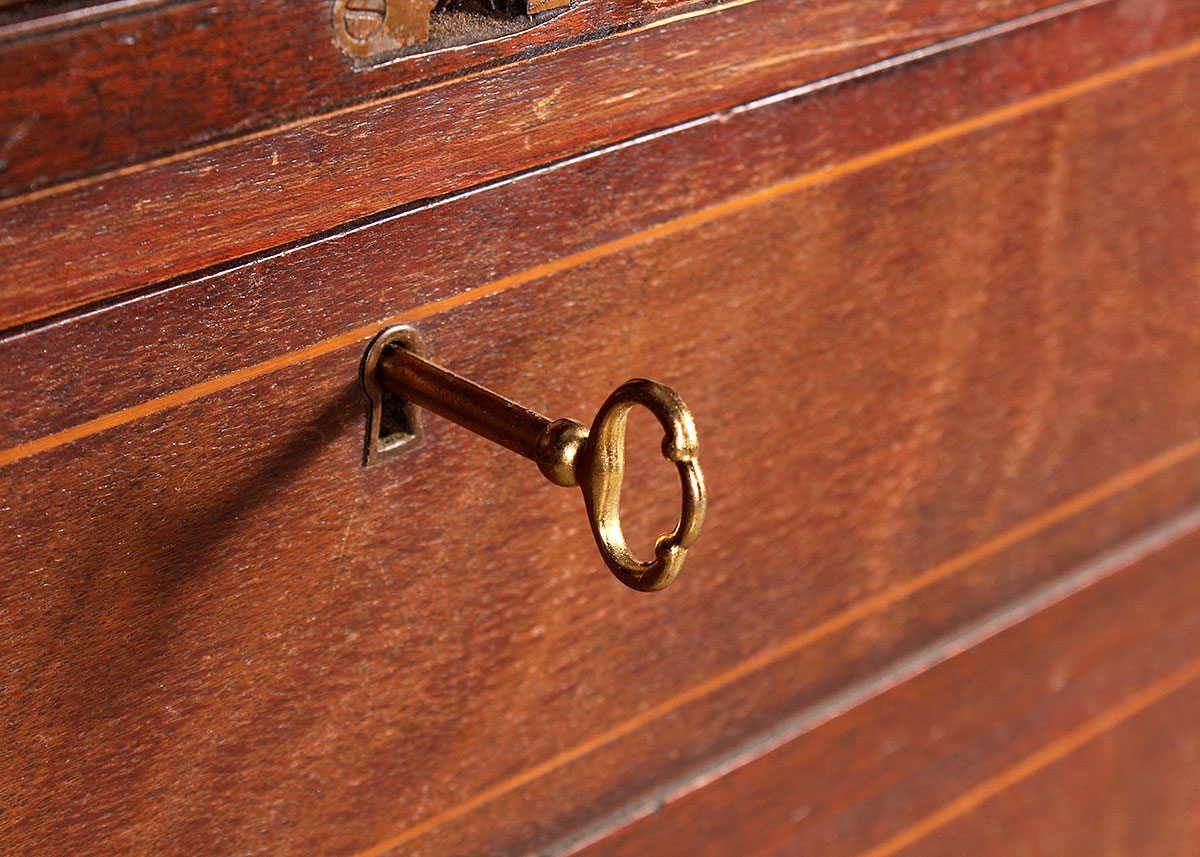Early 20th Century Maddox Tables Mahogany Writing Desk
