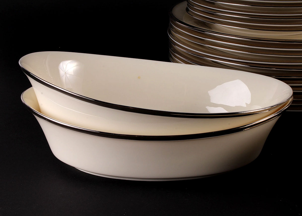 Lenox "Solitaire" China Set