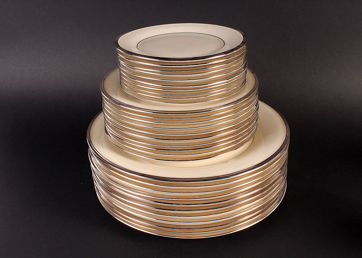 Lenox "Solitaire" China Set