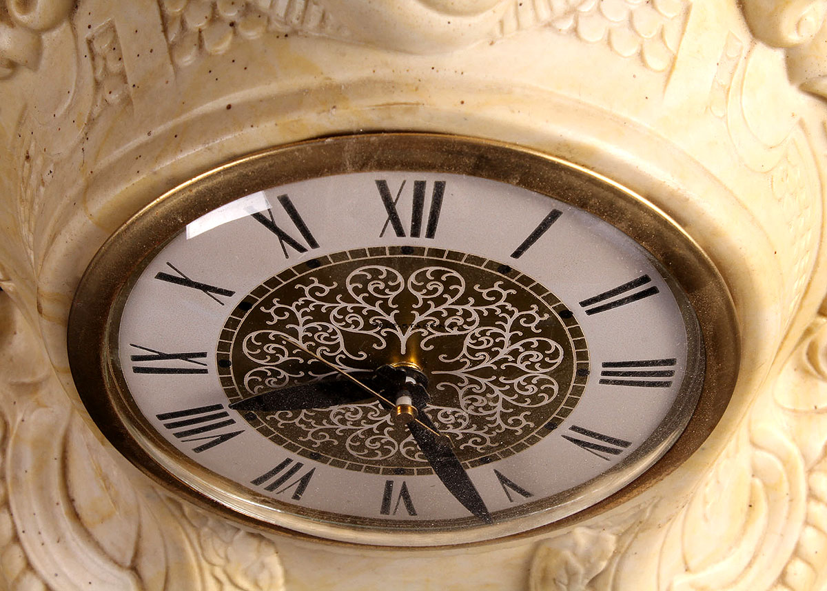 Cultured Marble Mantel Clock