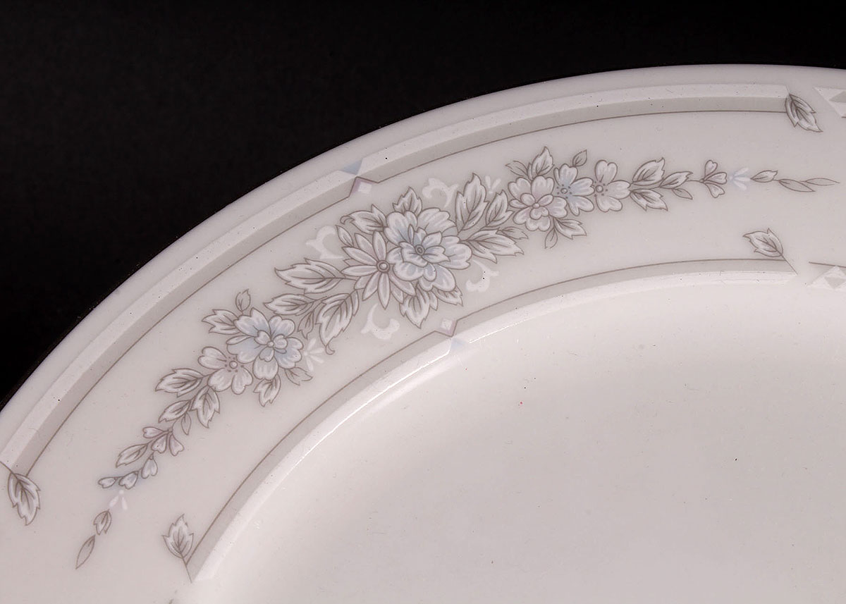Noritake Legendary "Crystal Bouquet" Plates
