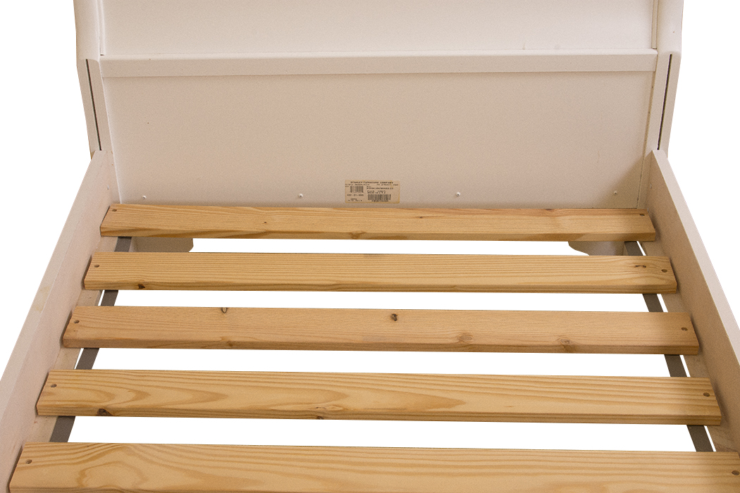 Stanley White Sleigh Twin Bed