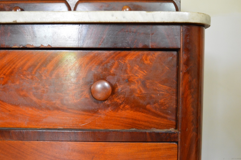 Antique Flame Mahogany Veneer Dresser
