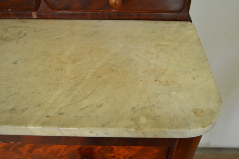 Antique Flame Mahogany Veneer Dresser