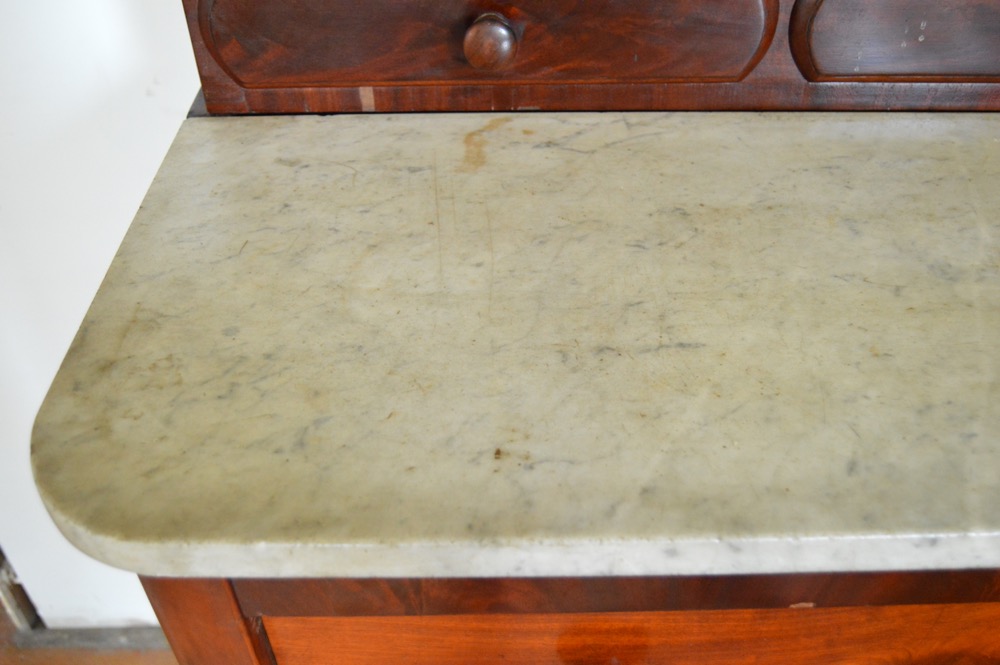 Antique Flame Mahogany Veneer Dresser