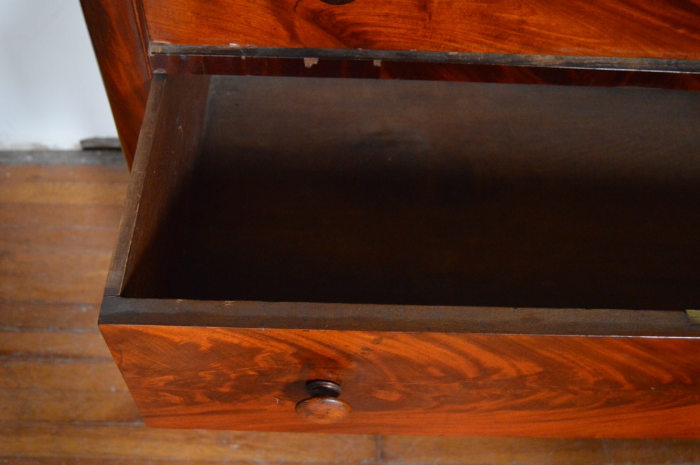 Antique Flame Mahogany Veneer Dresser