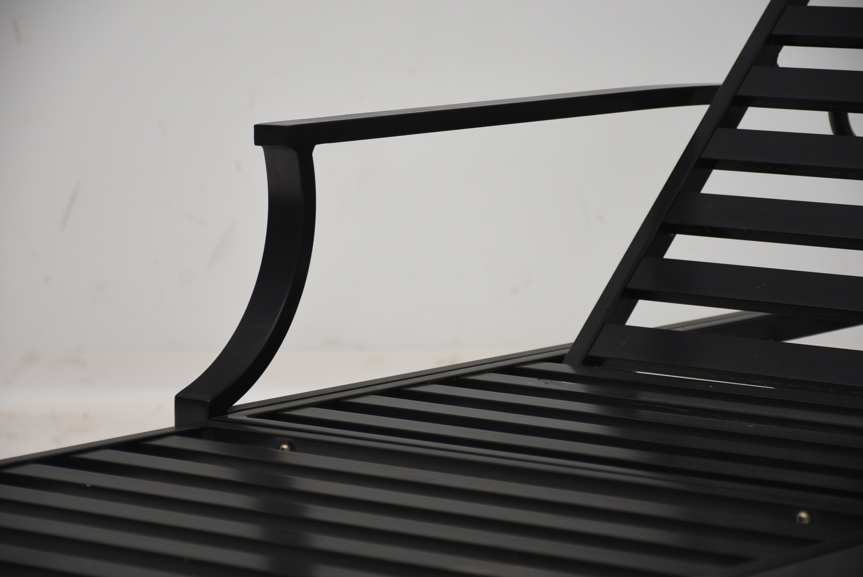 Black Metal Patio Chaise Lounge Chair