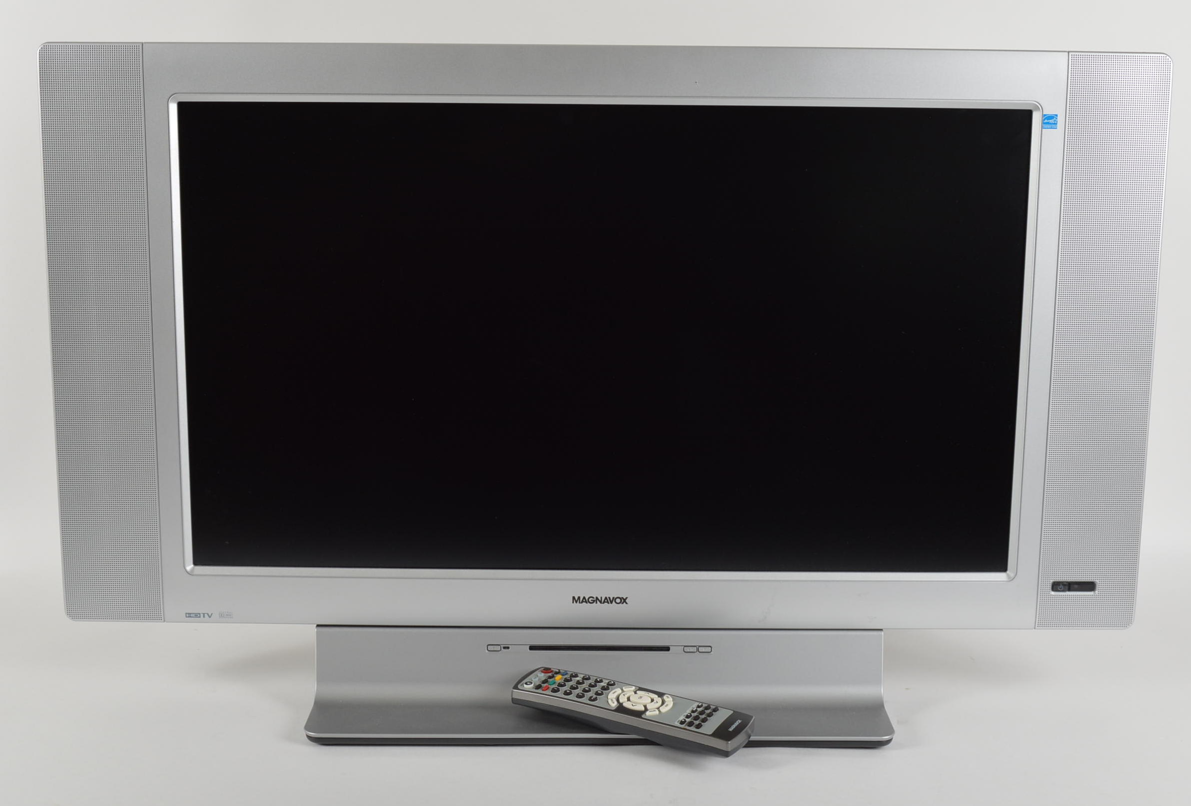 Magnavox 32"  Flat-Screen HDTV