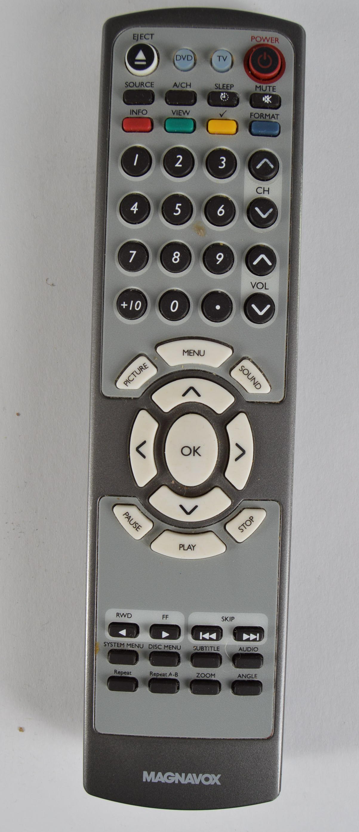 Magnavox 32"  Flat-Screen HDTV