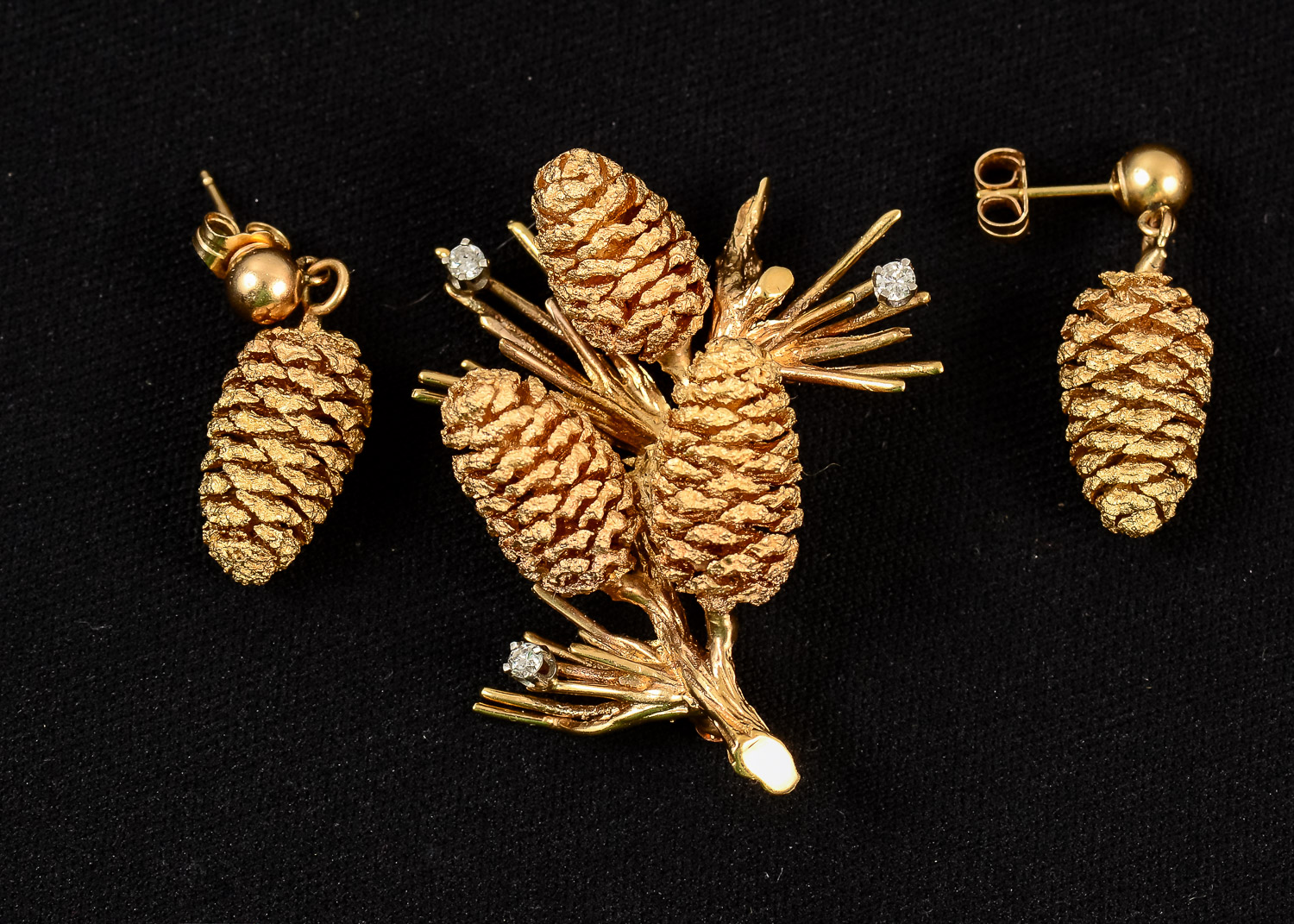 Yellow Gold Pine Cone Brooch and Earring Set