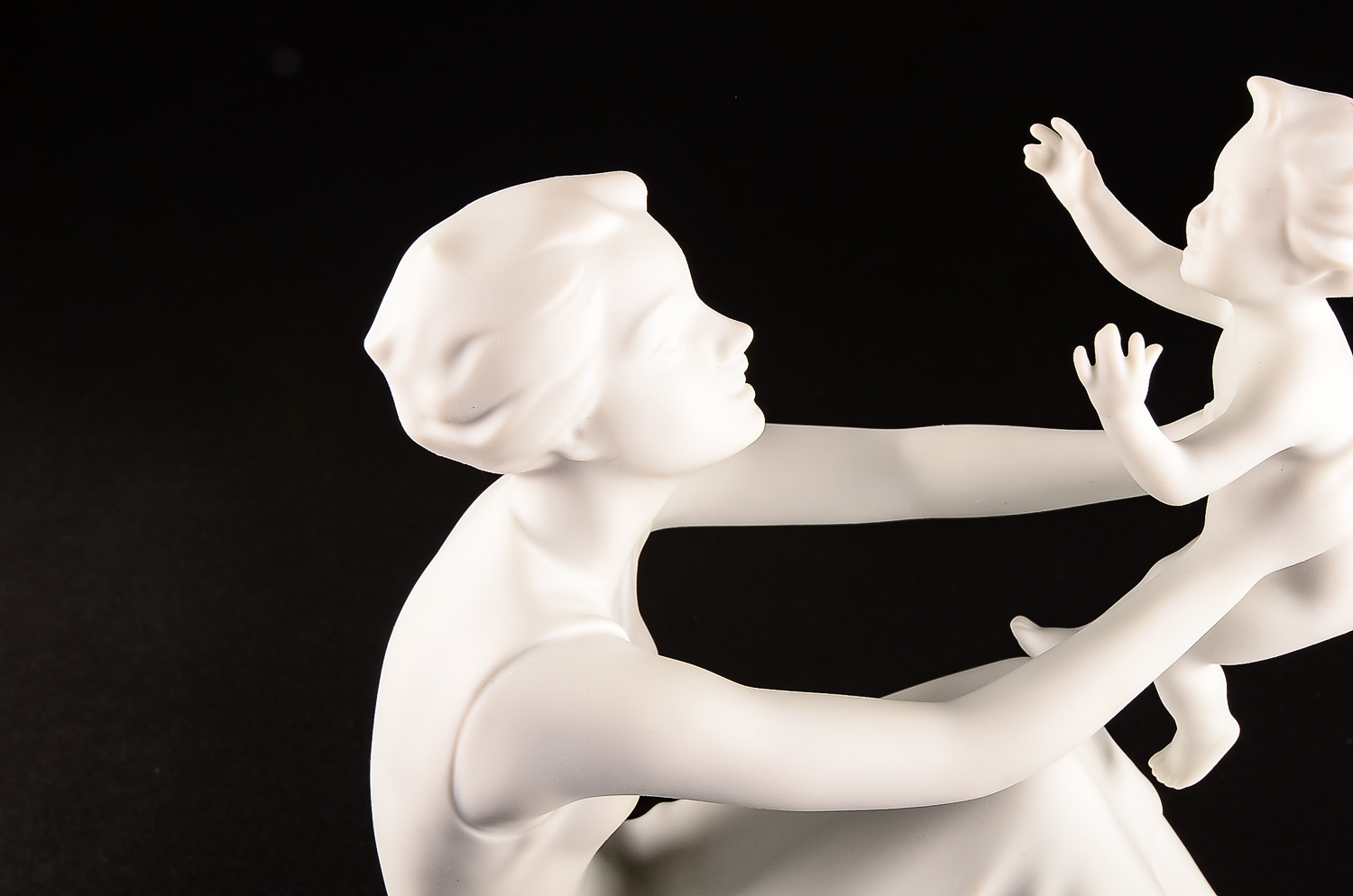 Kaiser Porcelain Figurine of Mother and Child No. 398