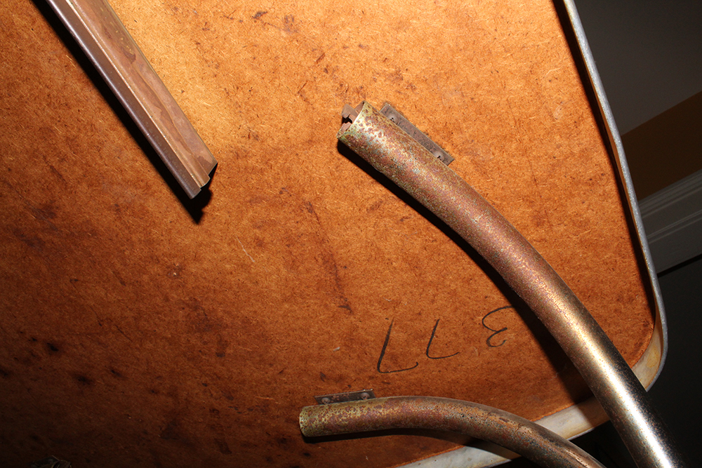 Marbled Formica Topped 1950's Retro Dining Room Table