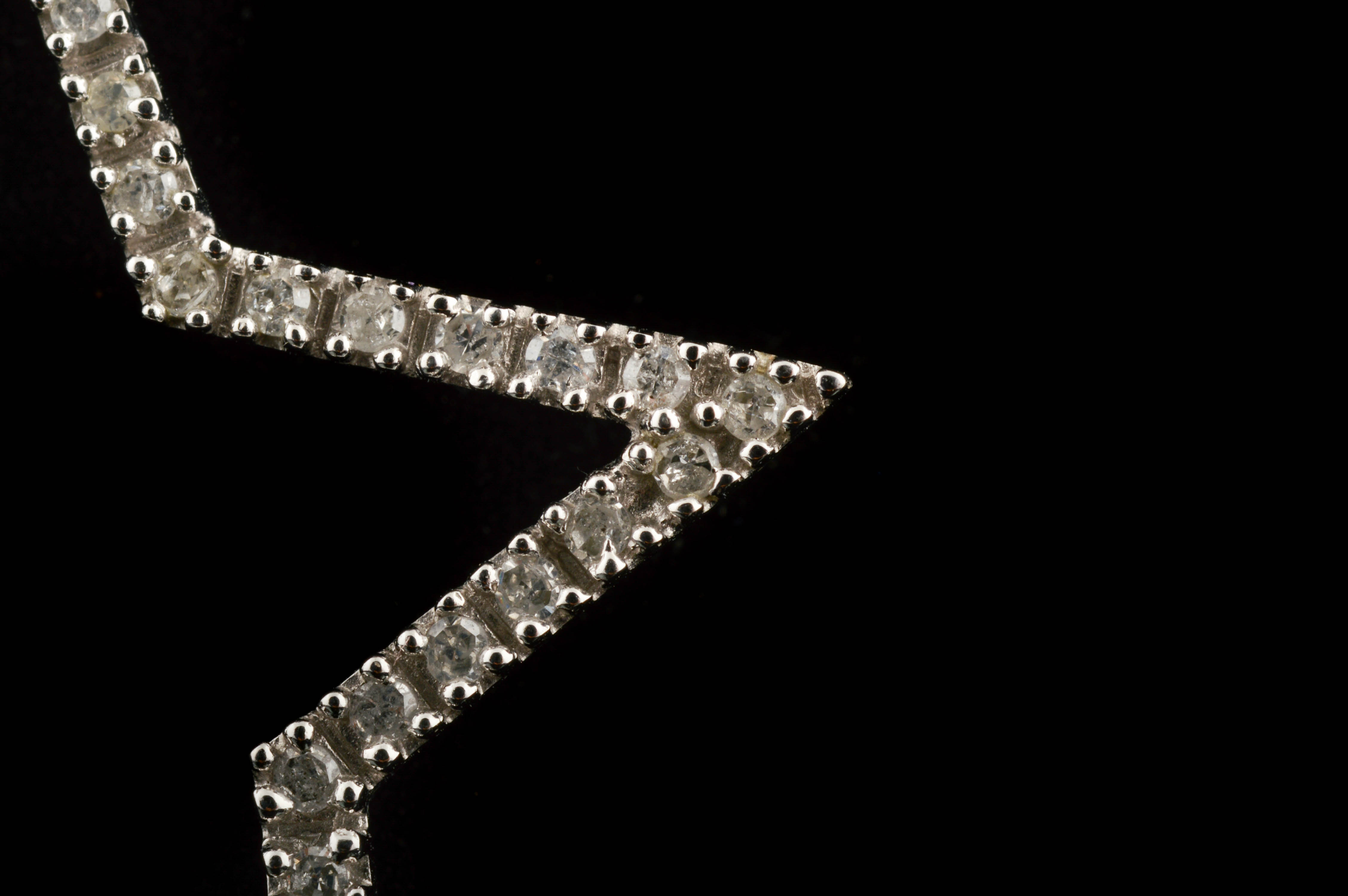 10K White Gold Diamond Star Pendant Necklace