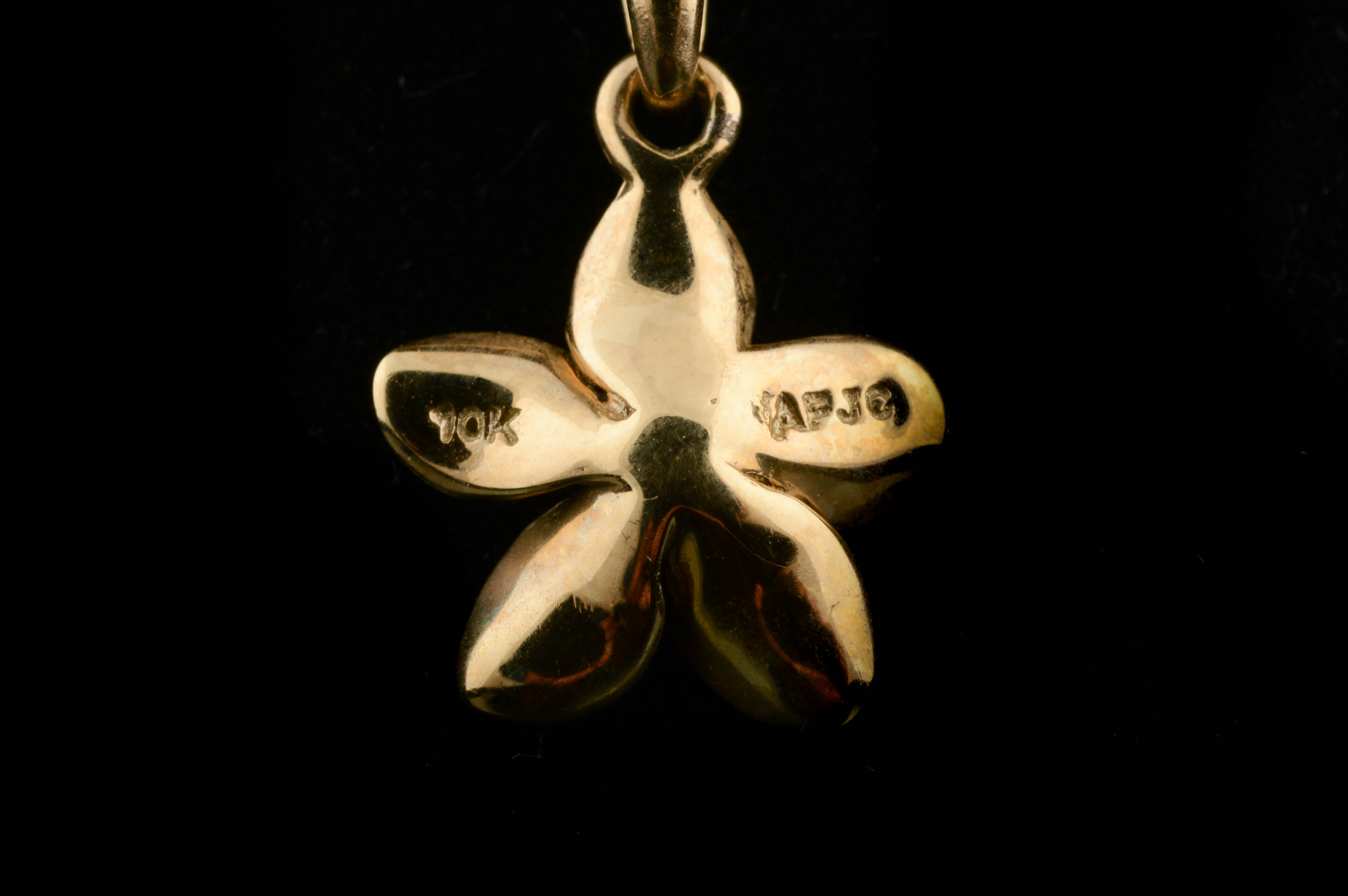 10K Yellow Gold and Diamond Flower Pendant