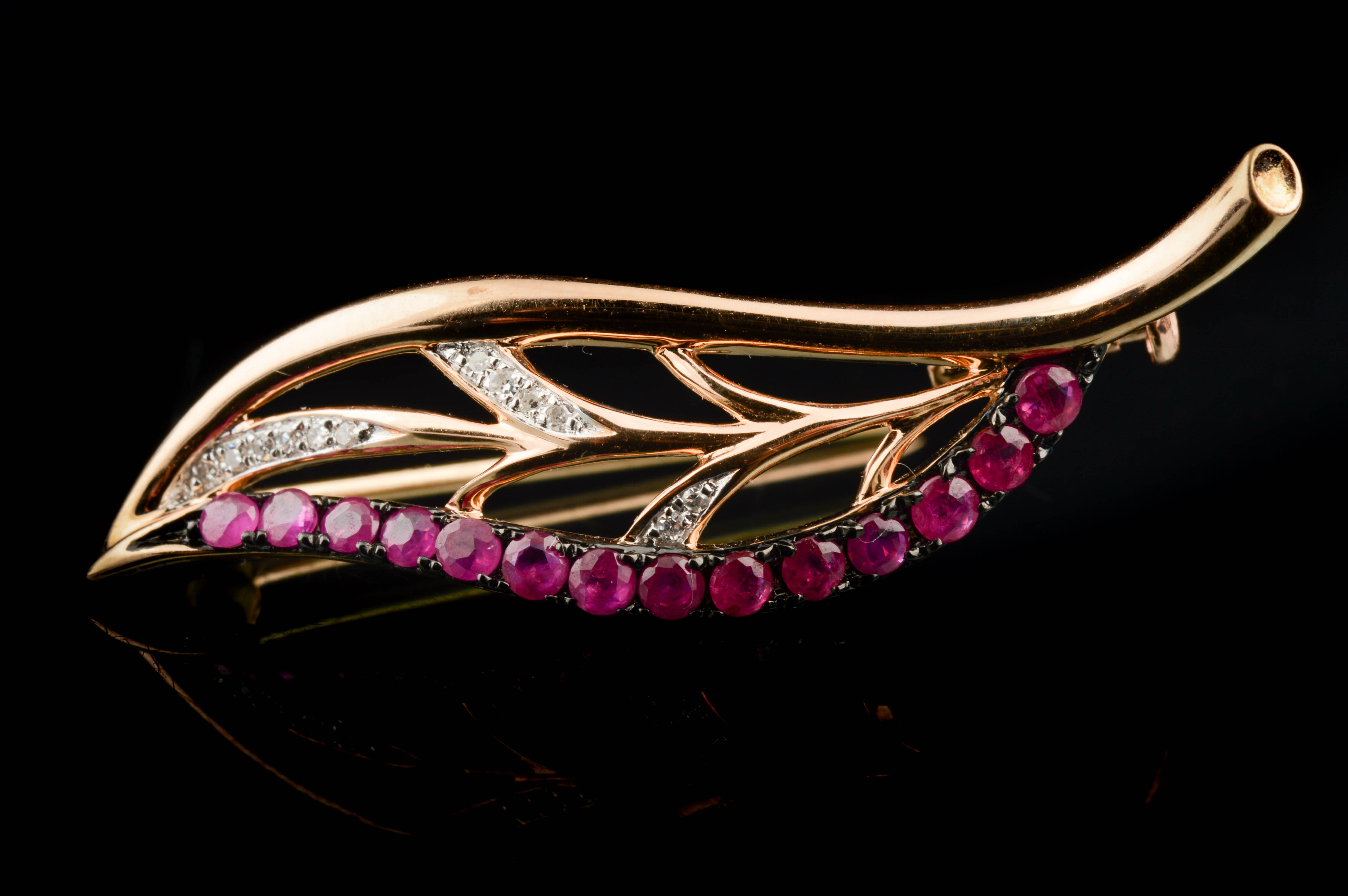 14K Yellow Gold Leaf Pin with Rubies and Diamonds