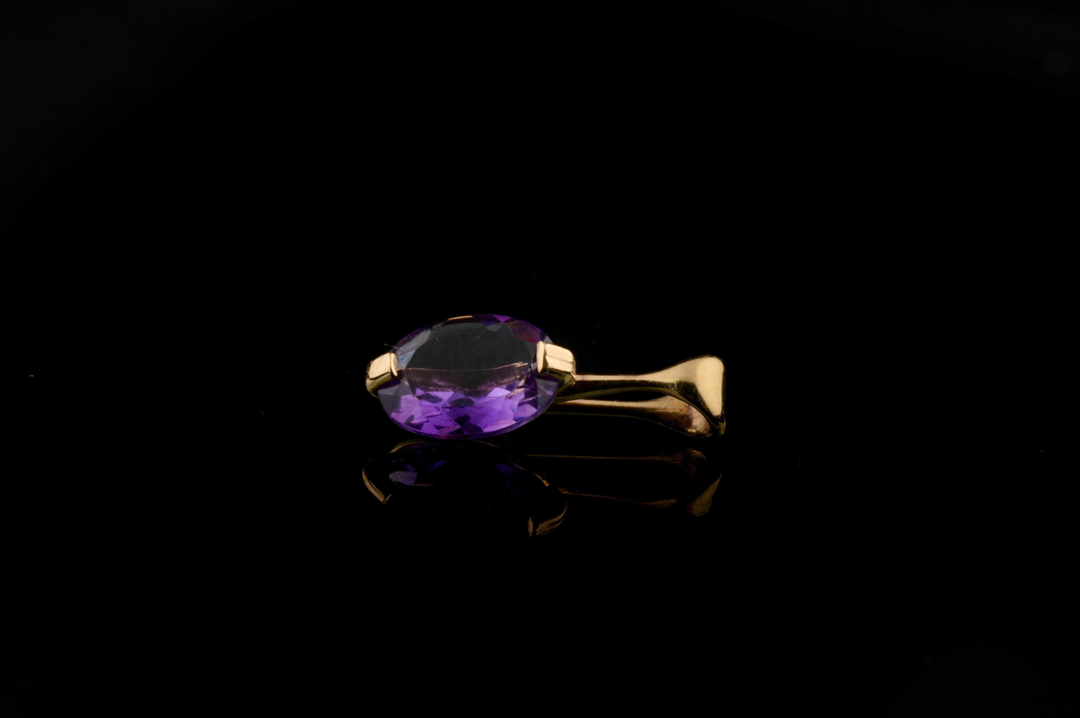 14K Yellow Gold and Amethyst Pendant