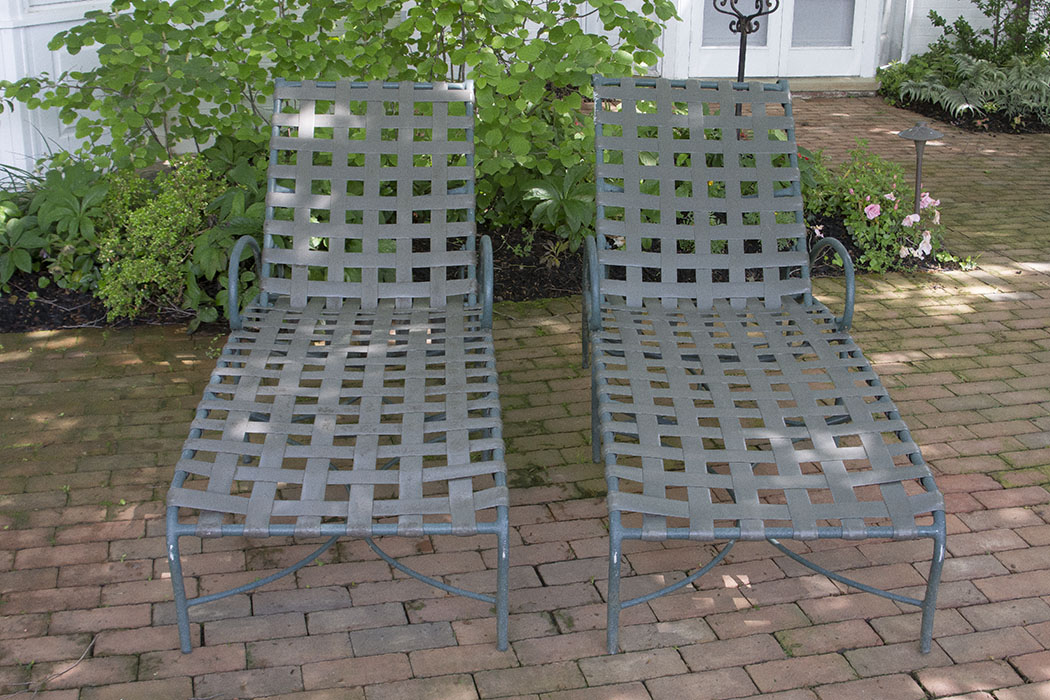 Brown Jordan "Roma" Patio Loungers and Side Table