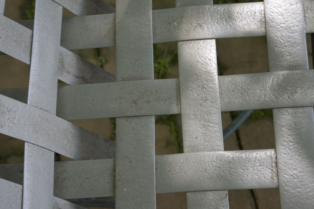 Brown Jordan "Roma" Patio Loungers and Side Table