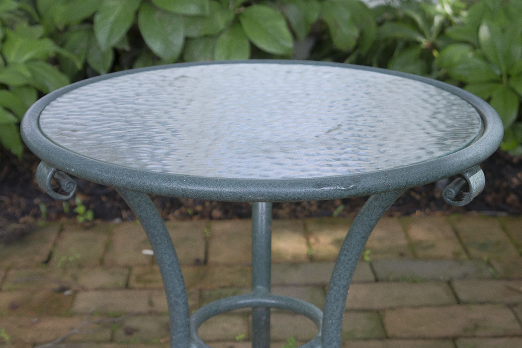 Brown Jordan "Roma" Patio Loungers and Side Table