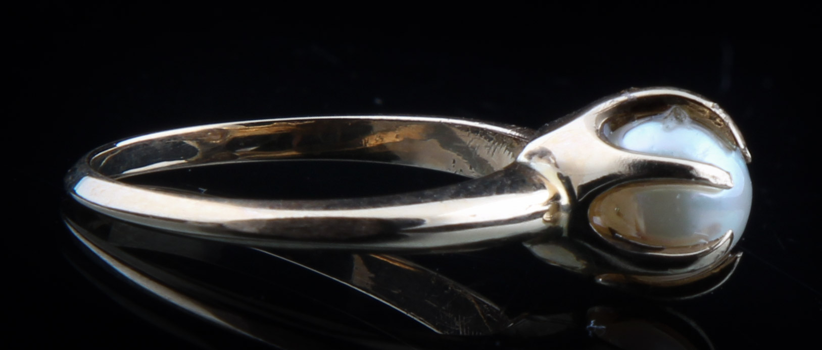 14K Yellow Gold Pearl Solitaire Ring