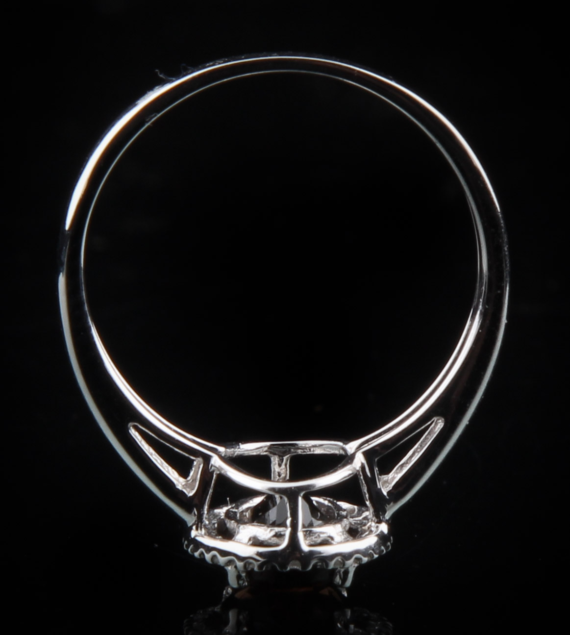 18K White Gold Ring with Smoky Quartz and Diamonds